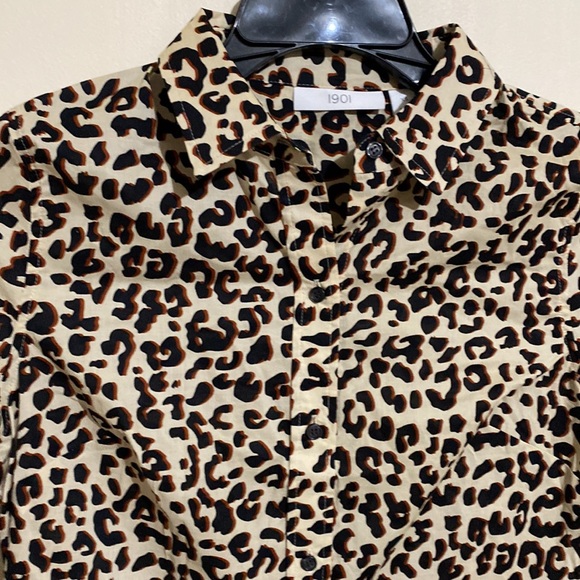 1901 Beige Shadow Leopard Print Long Sleeve Top Size XS - Picture 3 of 10